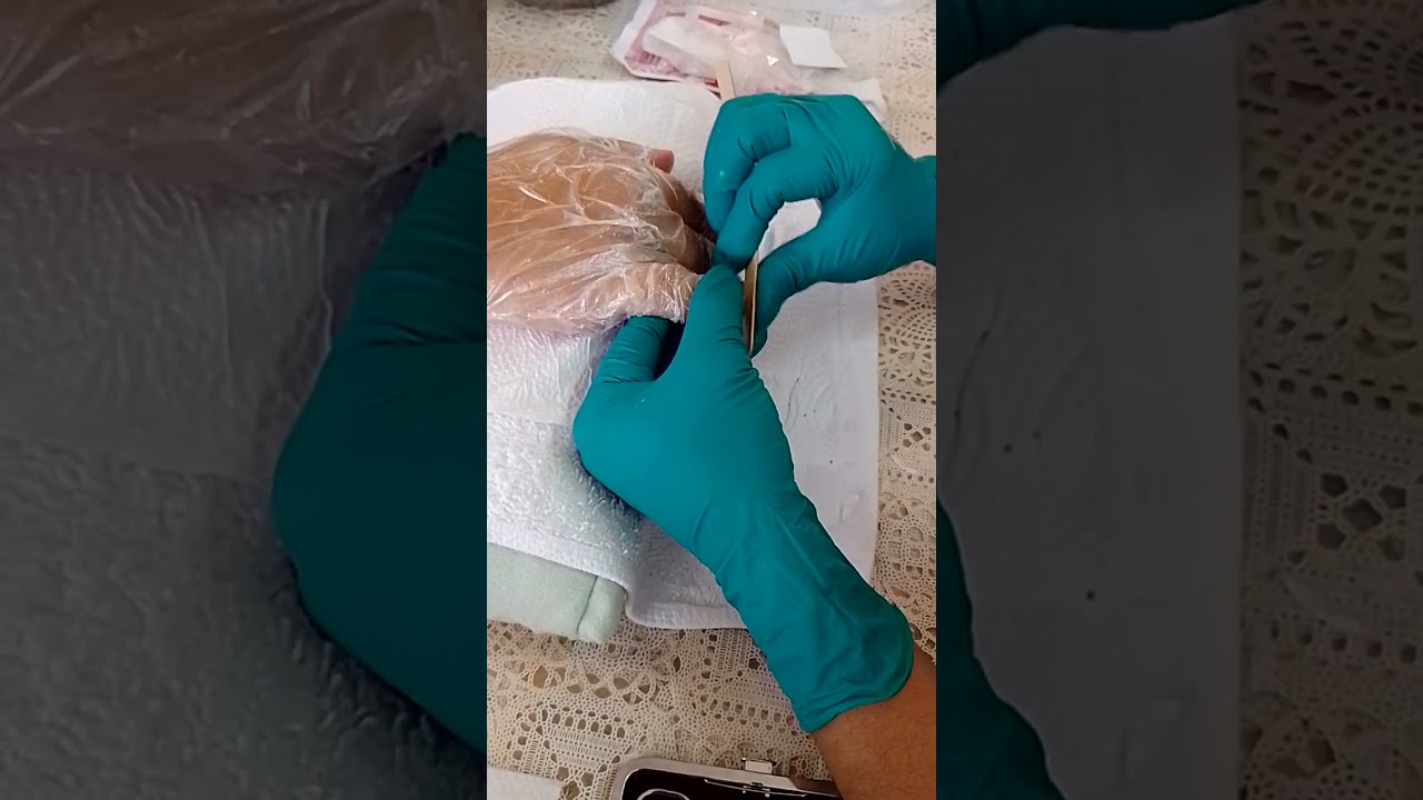 Manicure Brasilera .Por la Docente Zoraida Plasencia.