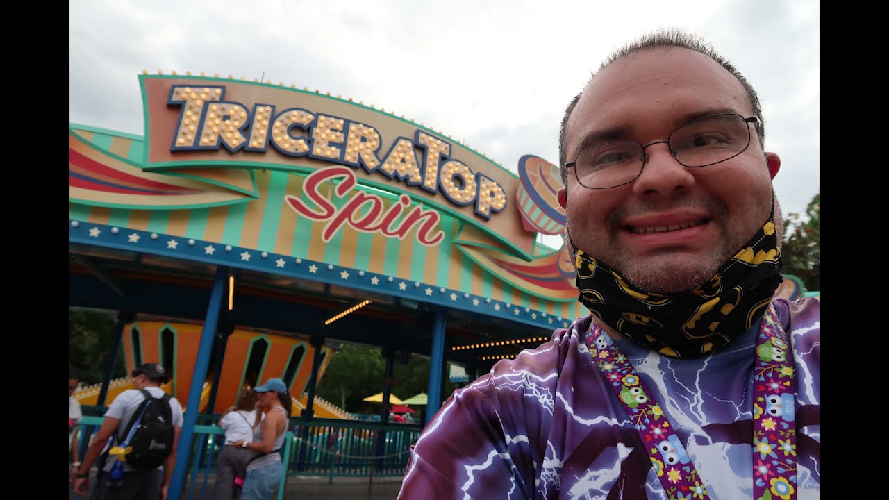 TriceraTop Spin Full Ride POV Dinoland USA Animal Kingdom Disney World