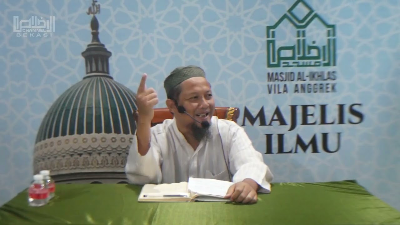 Adab Ketika Bersin