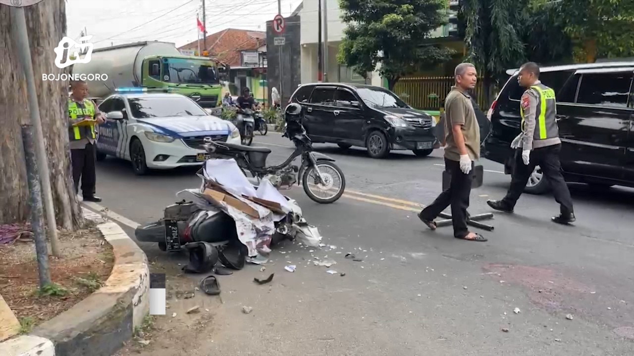 Pengendara Motor T3w45 Terlindas Truk di Jalur Pantura Tuban