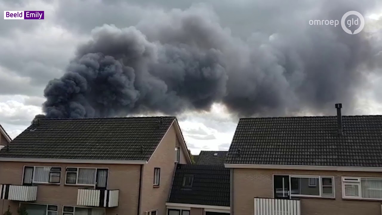 Grote brand in kringloopwinkel Beneden-Leeuwen