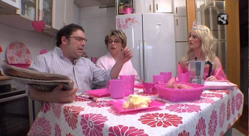 OTV T9 P35 DESAYUNANDO CON BARBIE