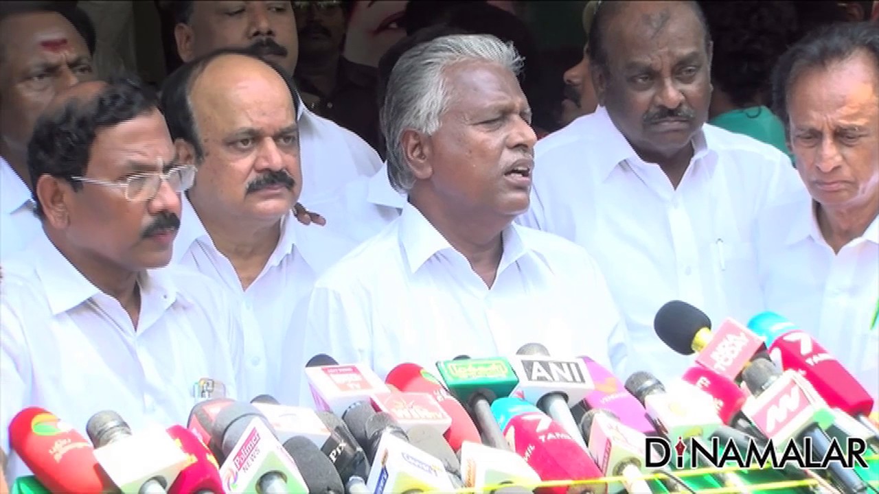 OPS Team welcomes Banners of Sasikala removed from AIADMK office