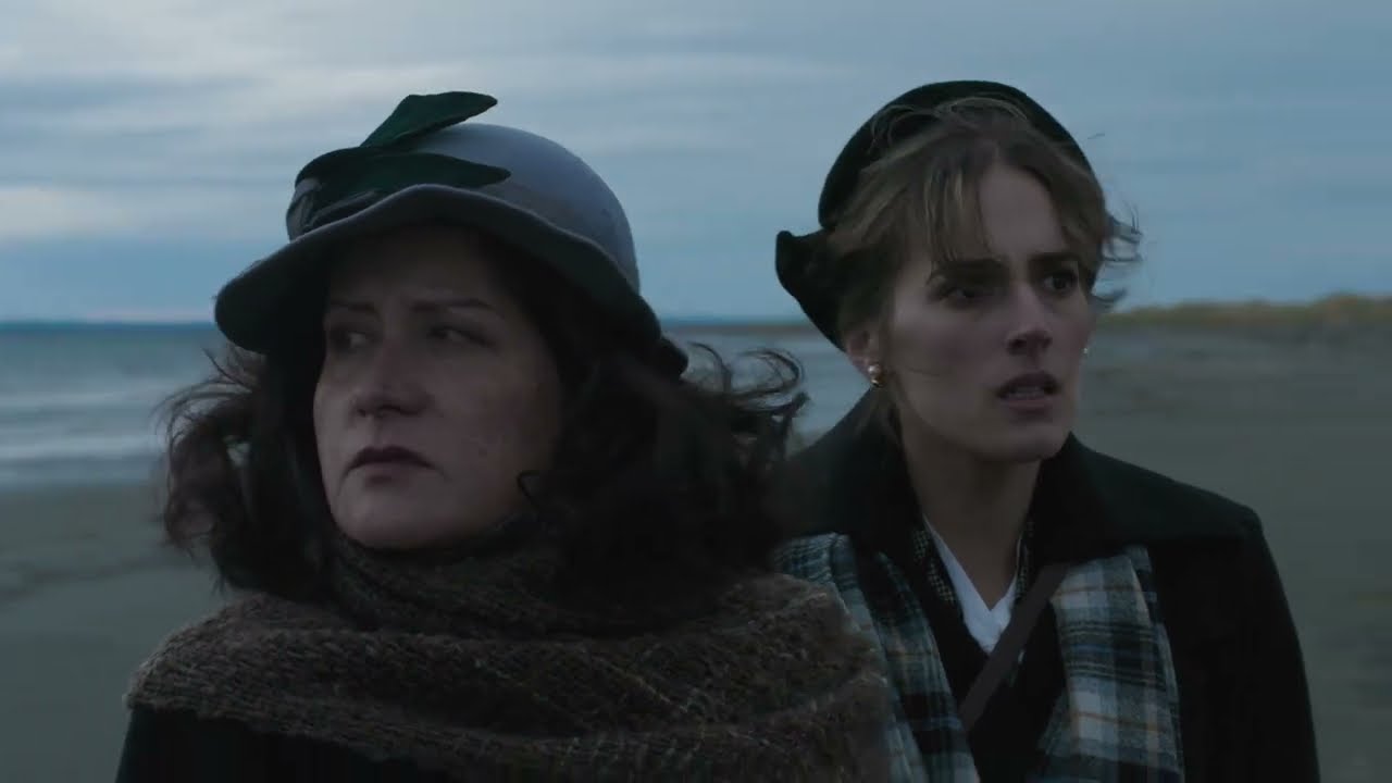 Trailer Helga y flora