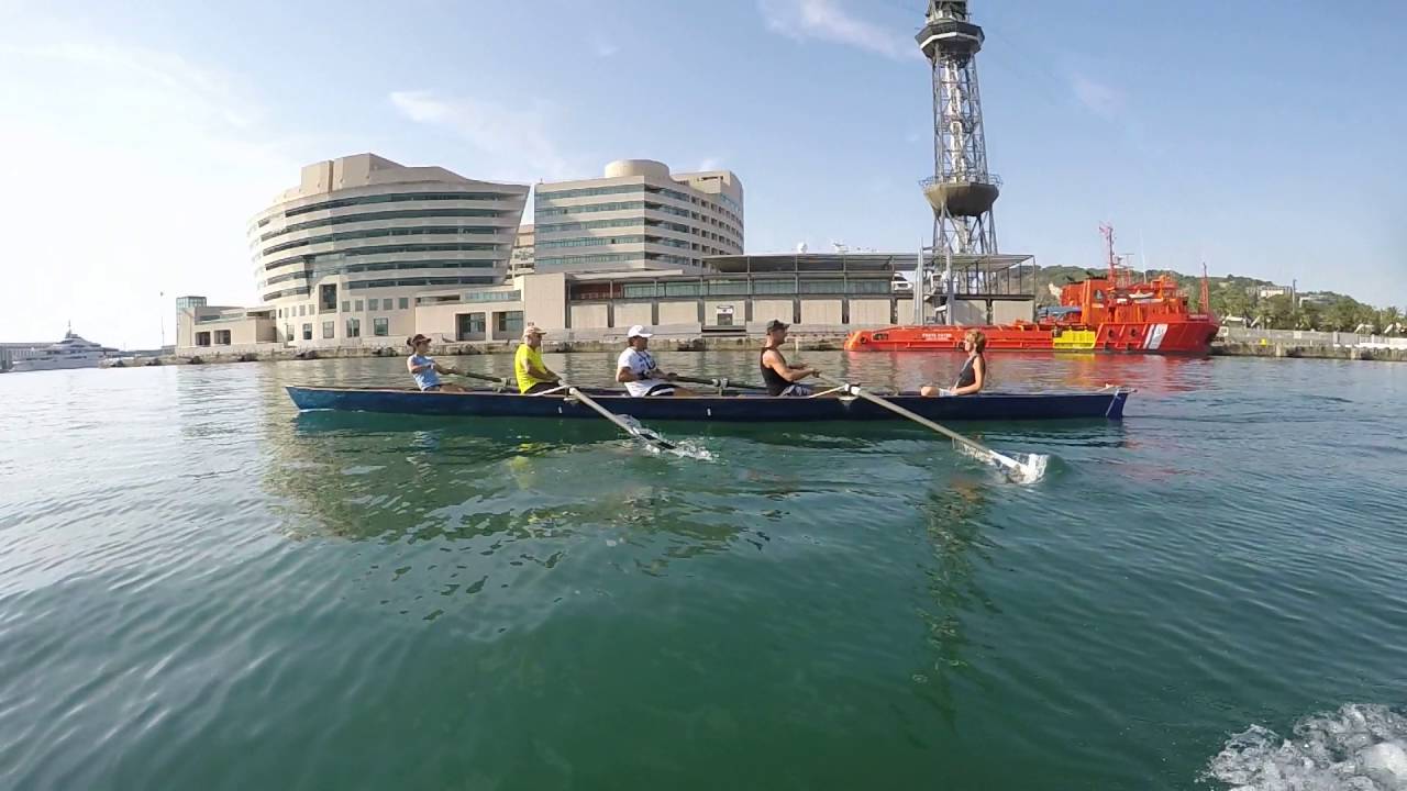 Sweep rowing initiation class - slow mo