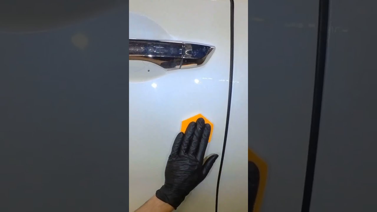 AutoERASERS 😏👌| LINK IN DESCRIPTION! | Instant Detailing Sponge #autoerasers #sneakerasers #magic