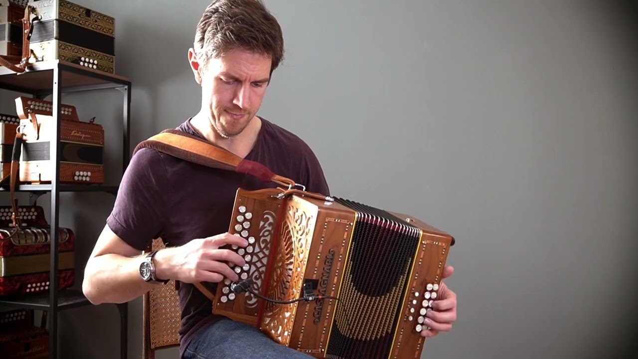 The Headlands March / Brenda Stubbert's Reel - melodeon/accordion