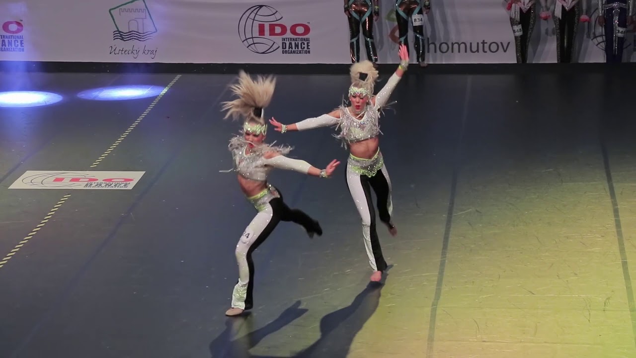 Selina Jappee & Julie Sofie Wichmann | Disco Dance European Championship 2018