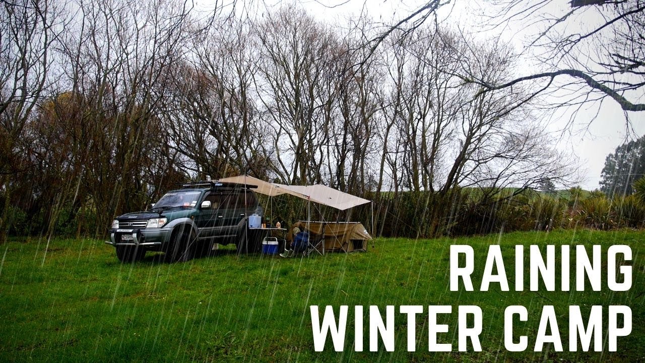 RAIN Camp in WINTER  |  BASIC Swag and Tarp set up  |  Smash burgers