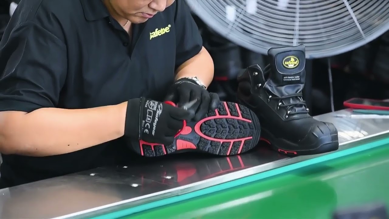 Safetoe Factory in 60 Seconds | Safety Shoes Production #SAFETOE #workboot #PPE #Shorts #OEM
