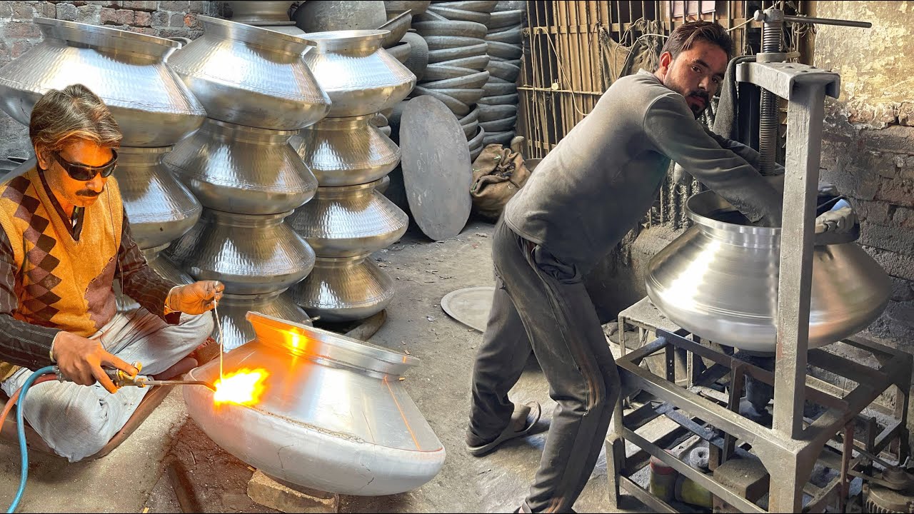 How Traditional Large Pot are Made || Manufacturing Process Of Big Pot In Factory