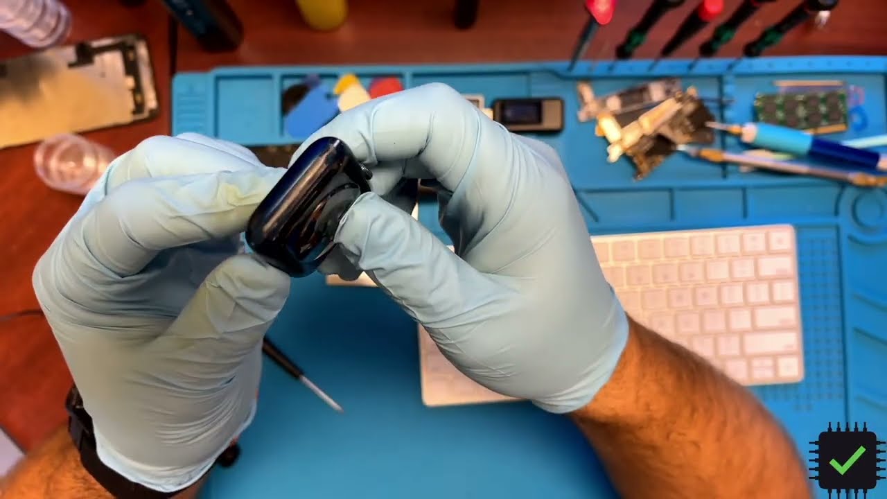 Apple Watch Broken Turn Band inside Quick Release Rail Removal Process