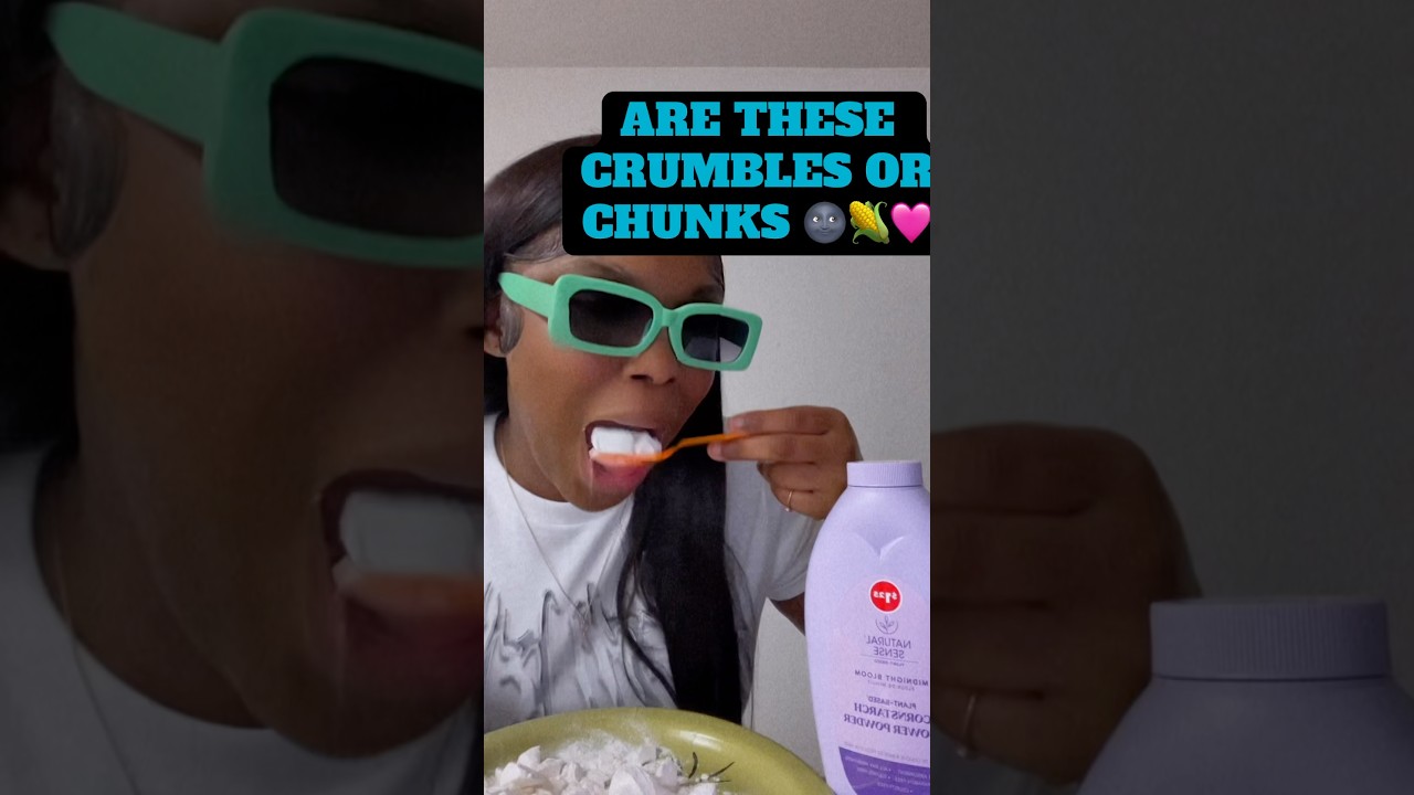 I say MINI chunks 🌚💖 #starch #cornstarch #asmr #flour #cornstarchasmr #cornstarchchunks #crunch