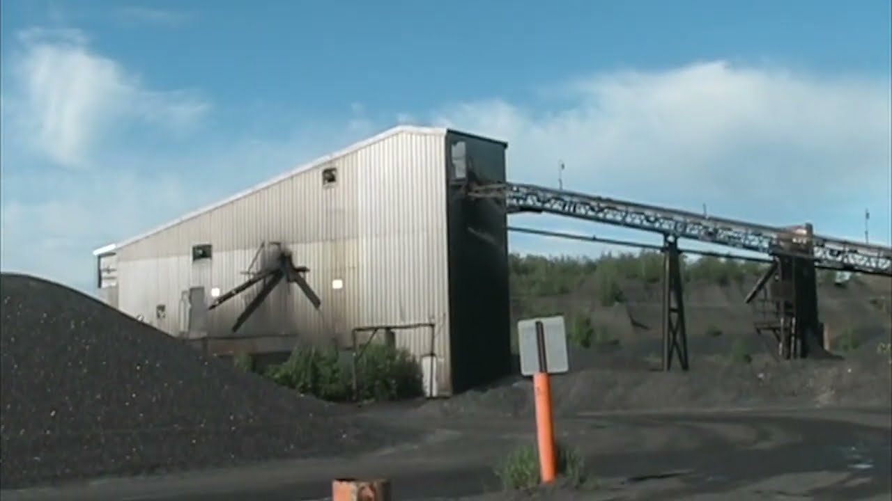 Working Anthracite Coal Breaker...LOUD INSIDE  !! Hudson Anthracite