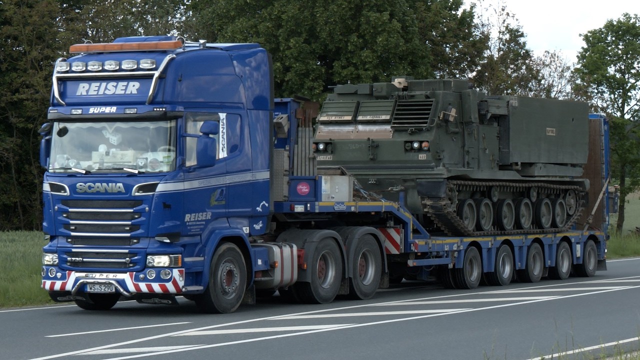 US Army vehicles and equipment transported through Germany