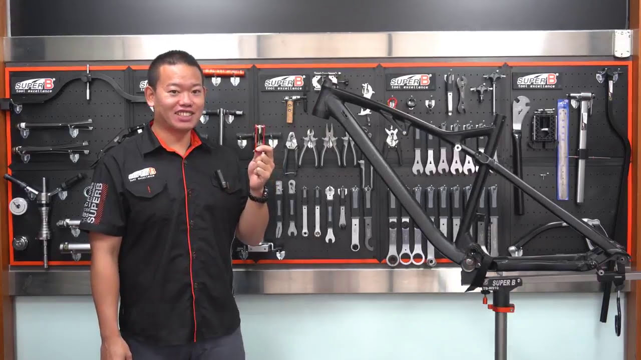 Super B TB-IR10 – Strumento Professionale per Cavi Interni Bici