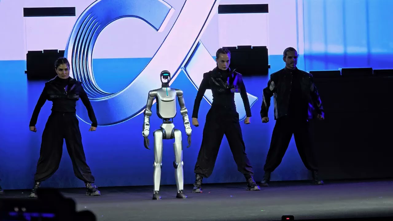Выставка Honor Showcase Barcelona 2026: танцующий робот
