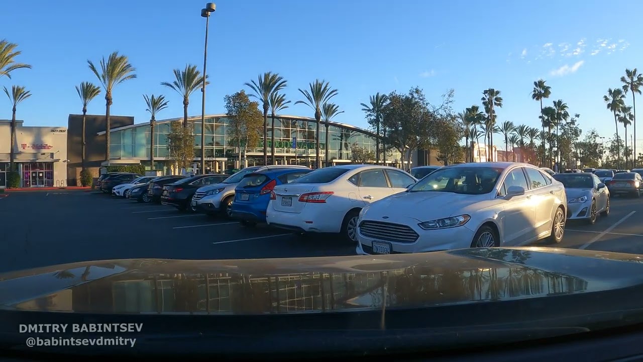 Driving tour - Irvine, California / January 2022