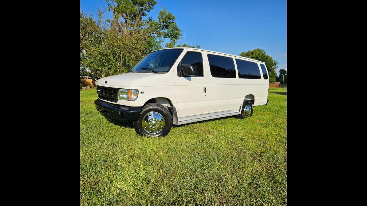 1999 Ford Econoline E350 XL Extended 15 Passenger Van • k9motors.com