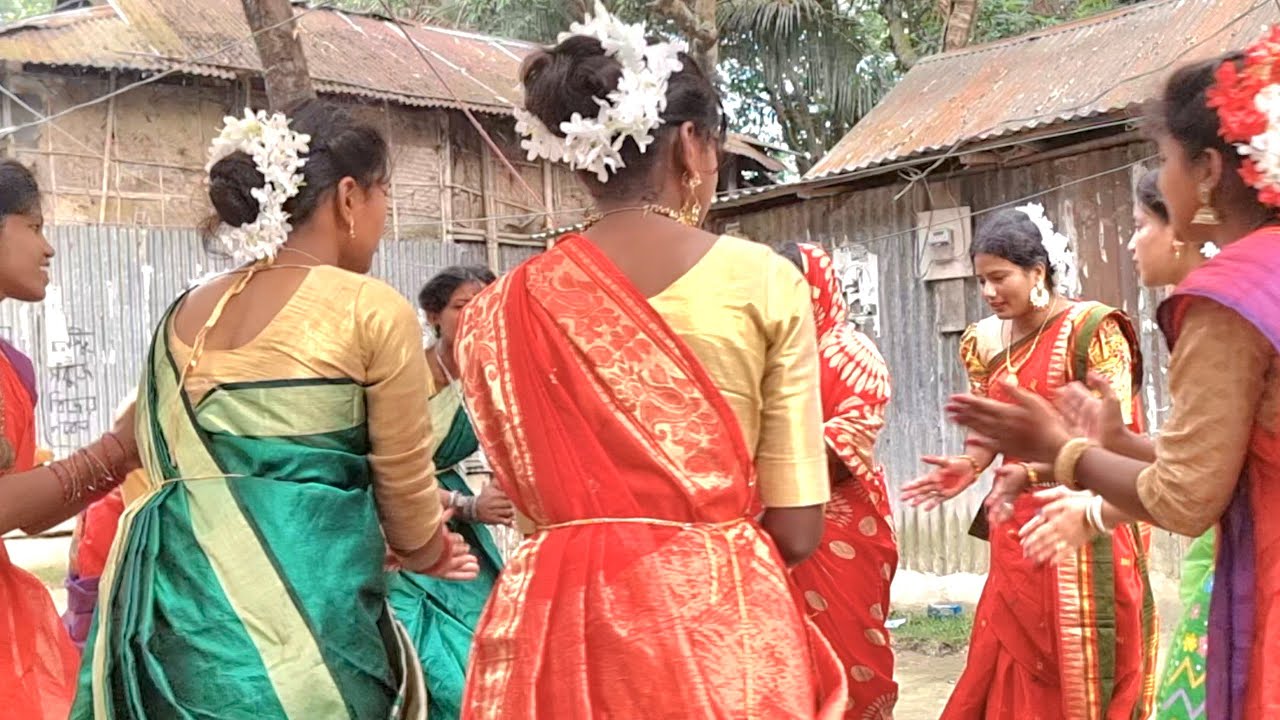 মা-বোনদের ঘরোয়া পরিবেশে অসাধারণ একটি ধামাইল গান। Excellent dhamail song। সিলেটের বিখ্যাত ধামাইল গান।