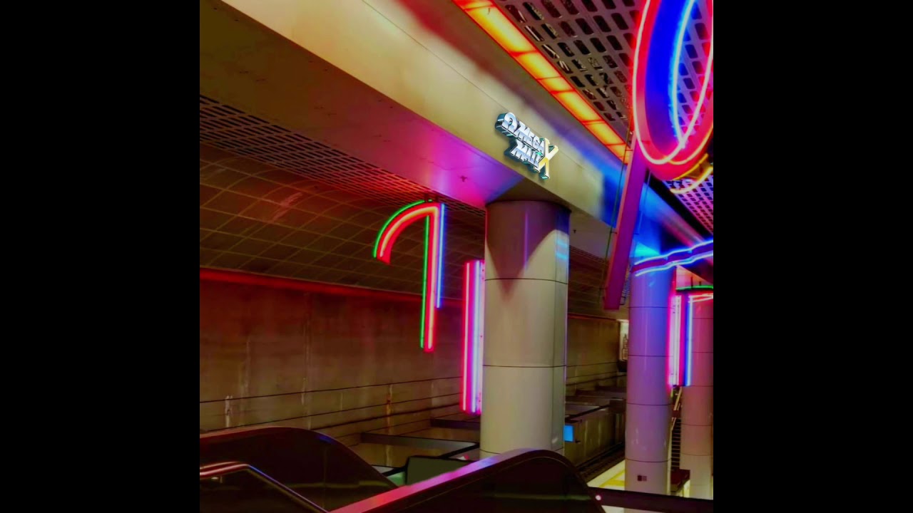 Limousine : ΩMEGA MALL X