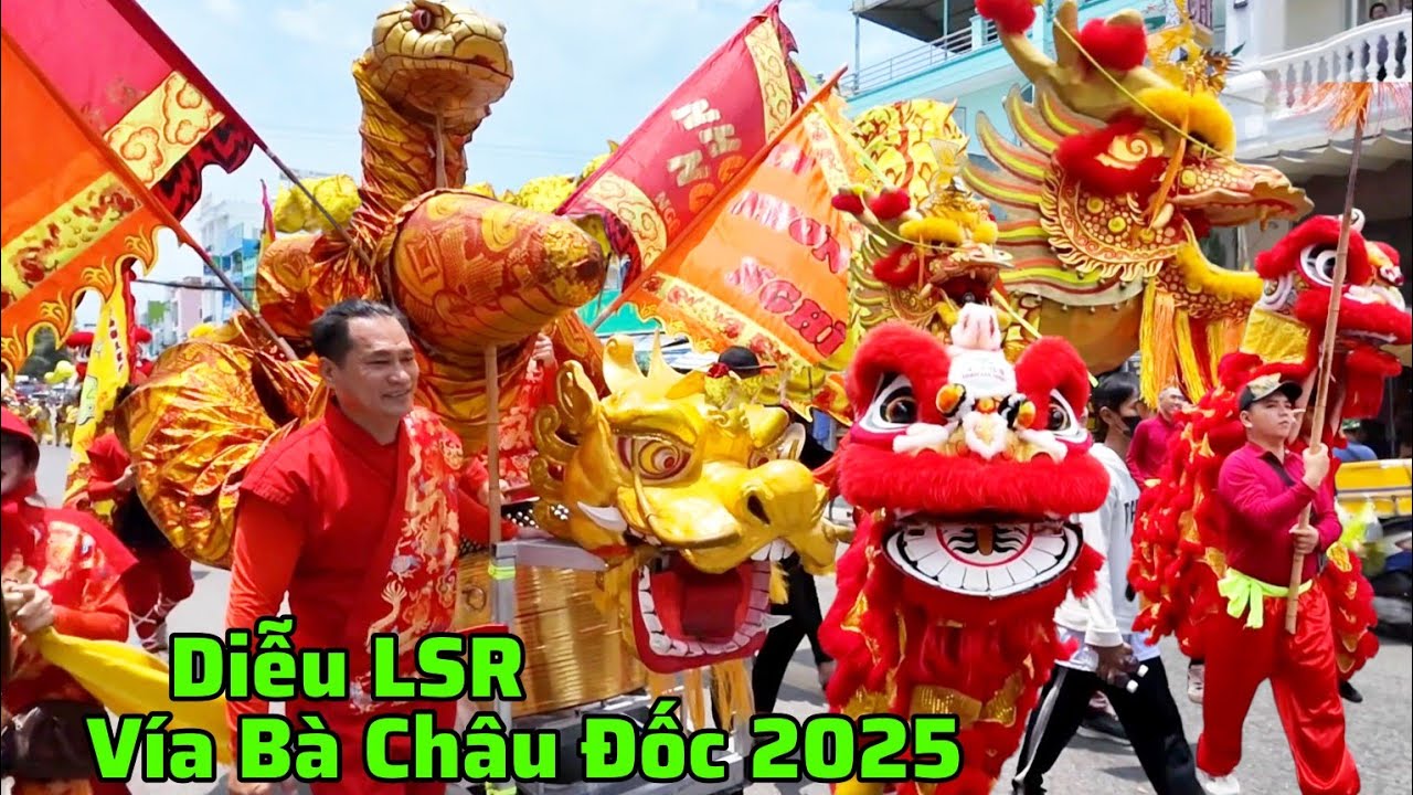 Diễu hành Lân Sư Rồng Vía Bà Núi Sam Châu Đốc 2025
