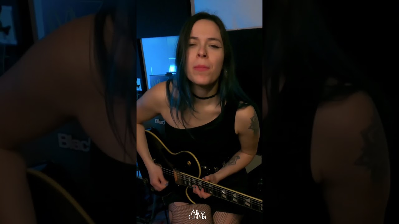 Killer riff by @Zebraheadofficial 🔥 #girlguitarist #zebraherd #femaleguitarist #poppunk #guitar