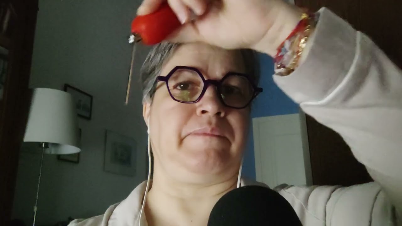 Asmr - inaudible pozzione magica puf puf per mattia 