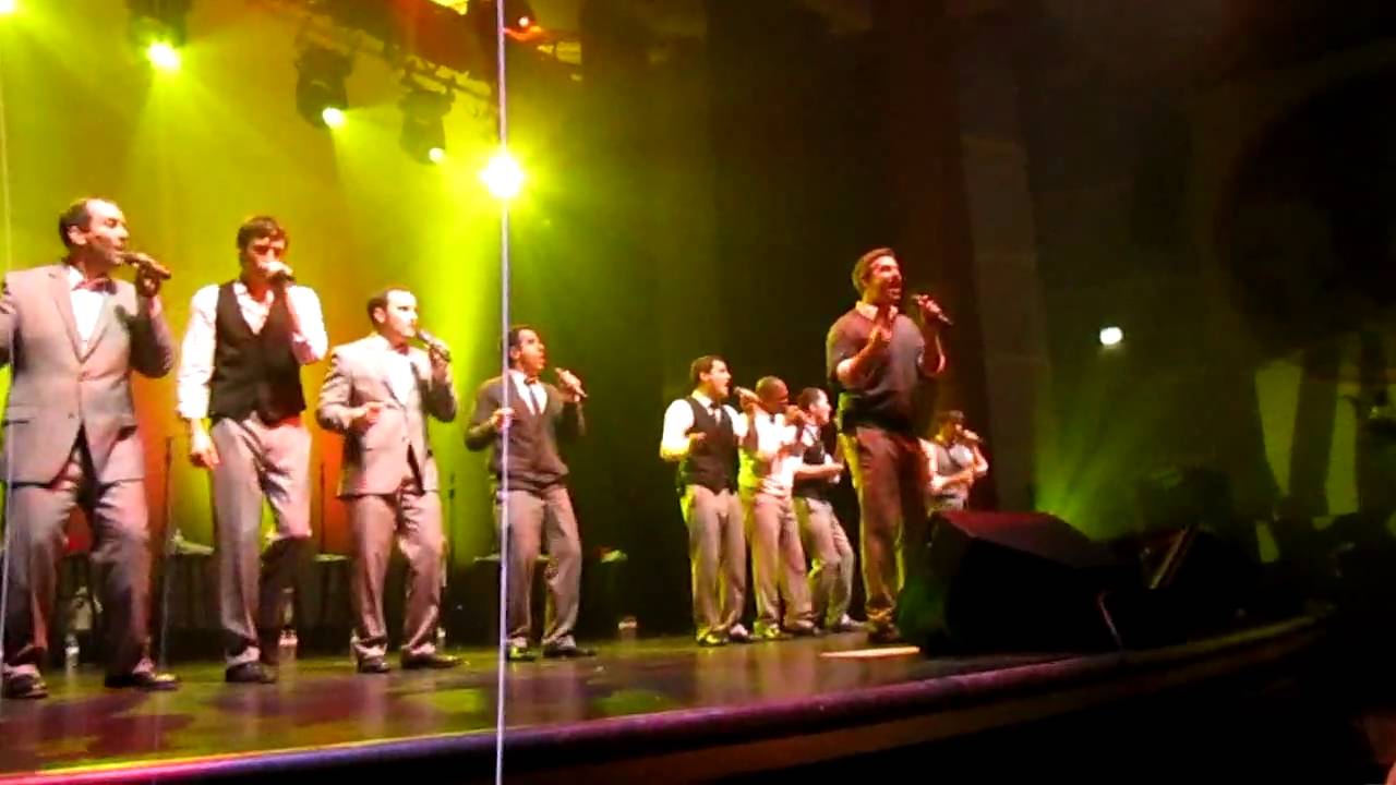 Straight No Chaser - Lion Sleeps tonight