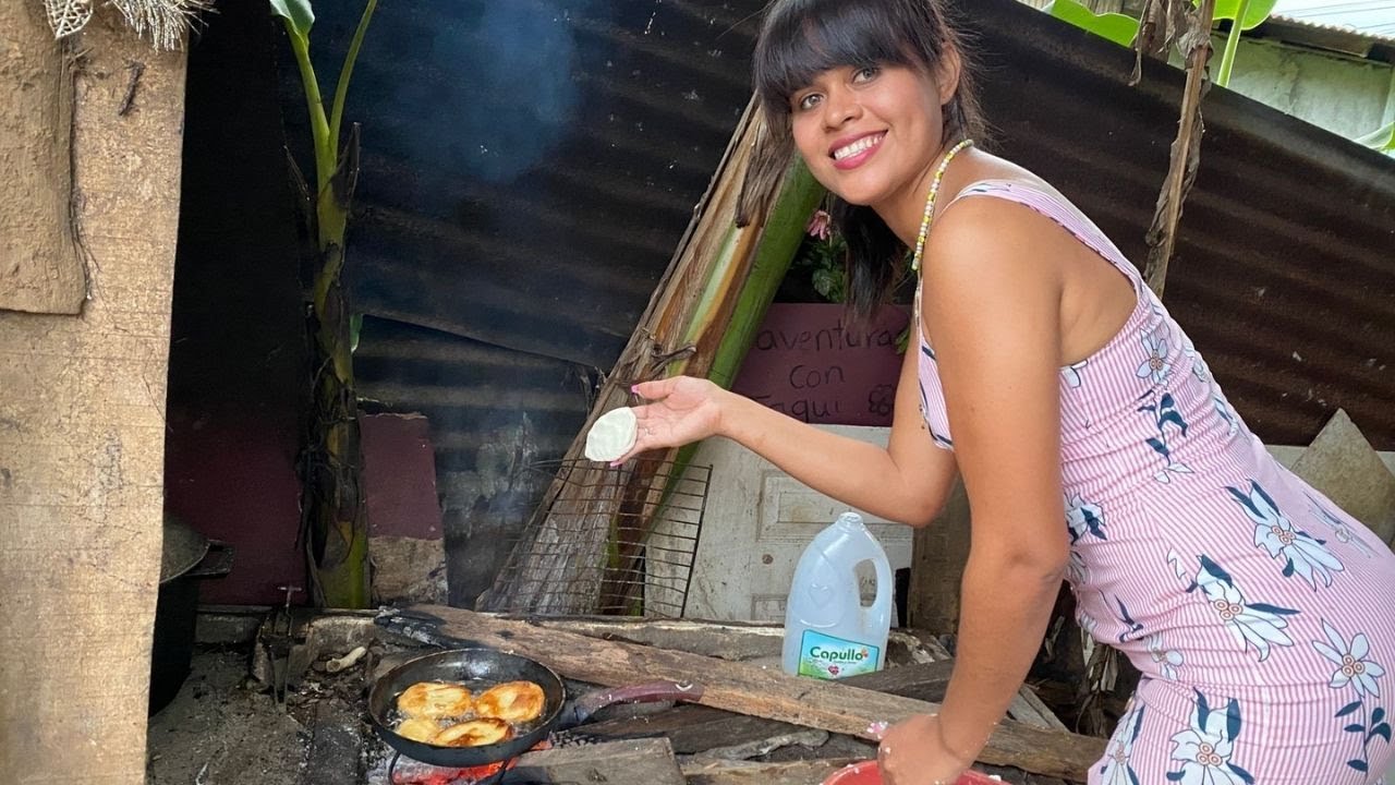 Fui a arrancar yuca para hacer buñuelos