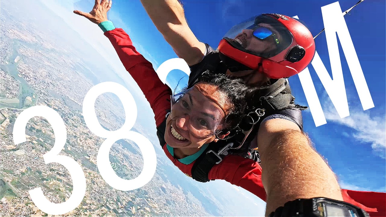 日本国内で外国人が飛行機から飛び降りたら反応がやばすぎる。FOREIGNER jumps off AIRPLANE in JAPAN