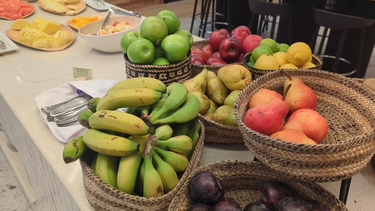 breakfast at Valencia Novotel