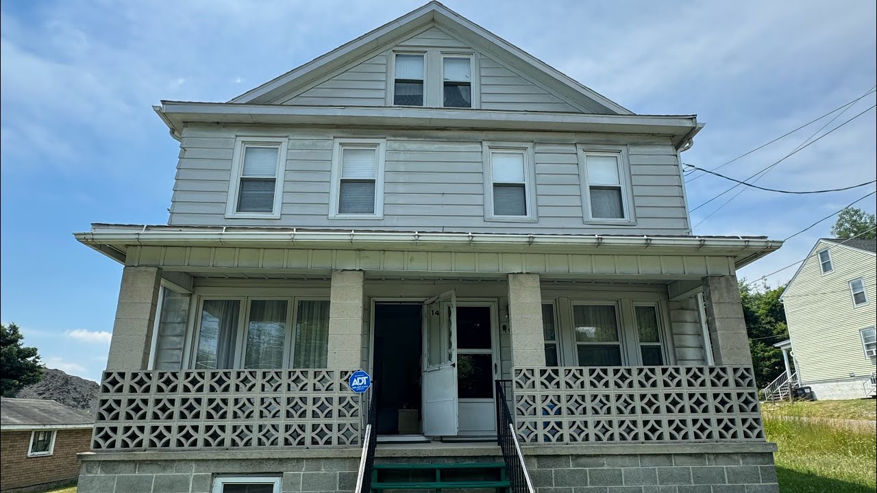 Casa de venta en Shenandoah PA con 6 habitaciones, 2 baños, parqueo para 3 vehículos y mucho más!