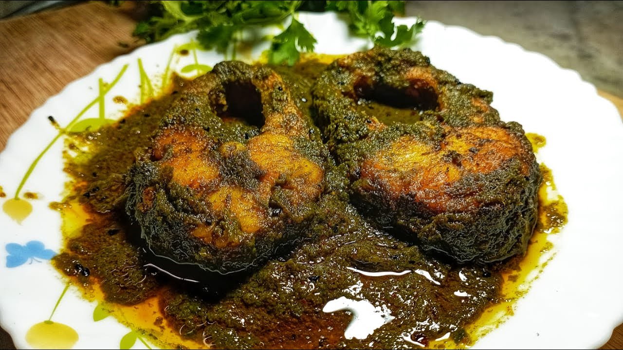 জিভে জল আনা দারুণ স্বাদের ধনেপাতা দিয়ে  কাতলা মাছের কালিয়া।Saha barhir heshel