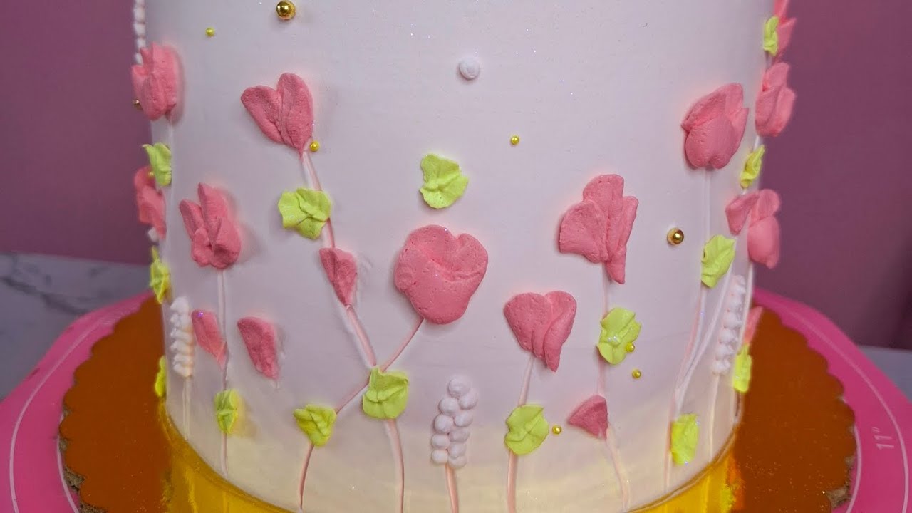 Como hacer florecitas de chantilly #viralcake #cakedecorating #parati #pastelesenchantilly #foryou 