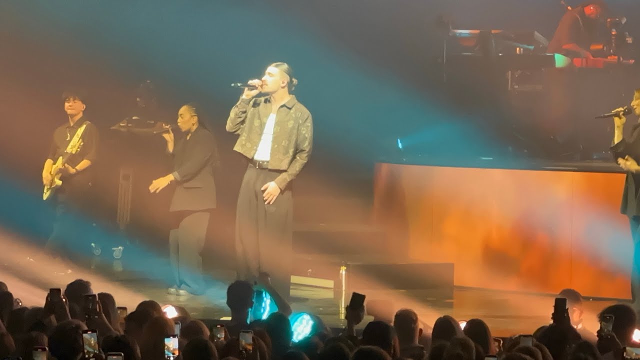 Concert live Pierre garnier ceux qu on était Lille décembre 2025