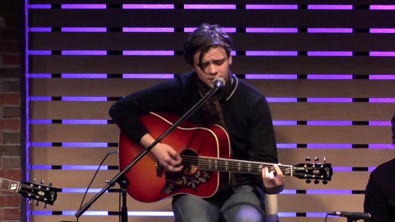 The Academic - Bear Claws [Live In The Lounge]