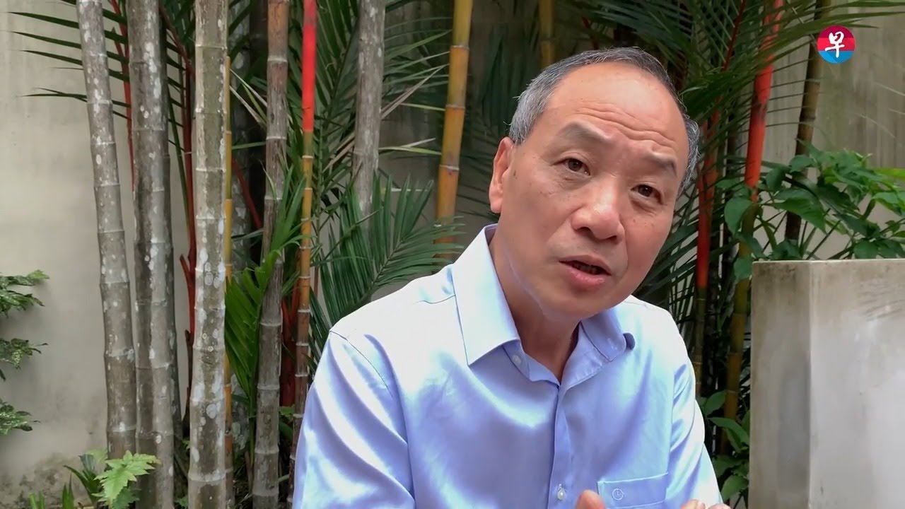 刘程强雨中谈