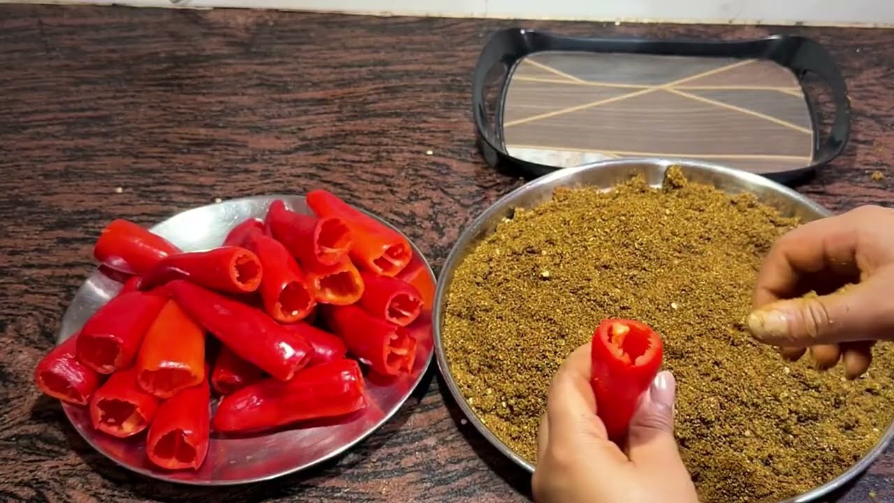 एक बार इस तरह से बना लिया, भरवा मिर्च अचार तो भूल जाएंगे बाजार का अचार ||Red alpino pickl #recipe 