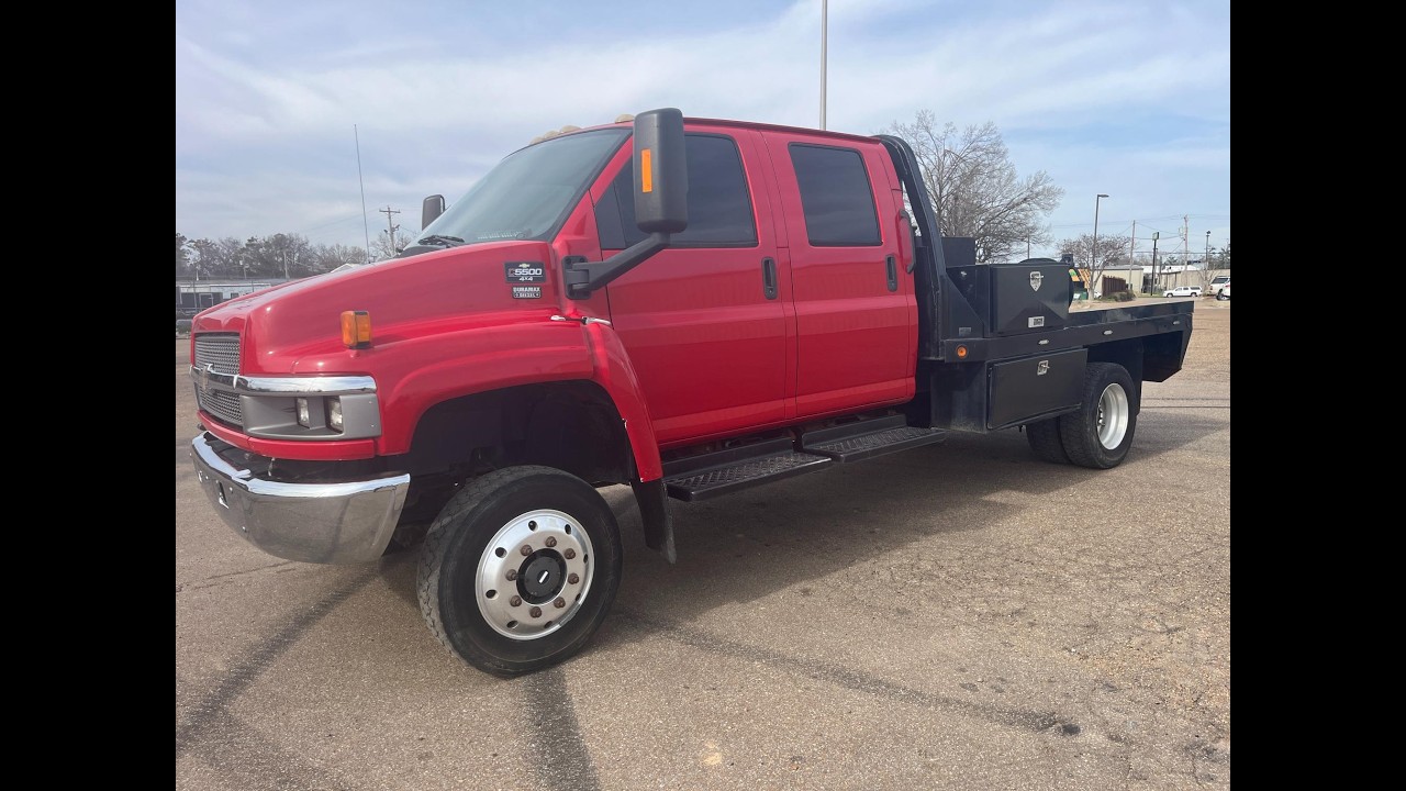 2008 Chevrolet Kodiak 5500 4x4 Crew Cab Flatbed Truck (85,344 Miles)