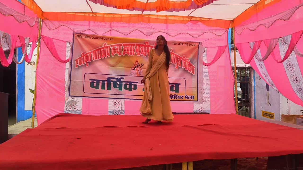 Sajda tera sajda  Dance performance by student farewell party calibration