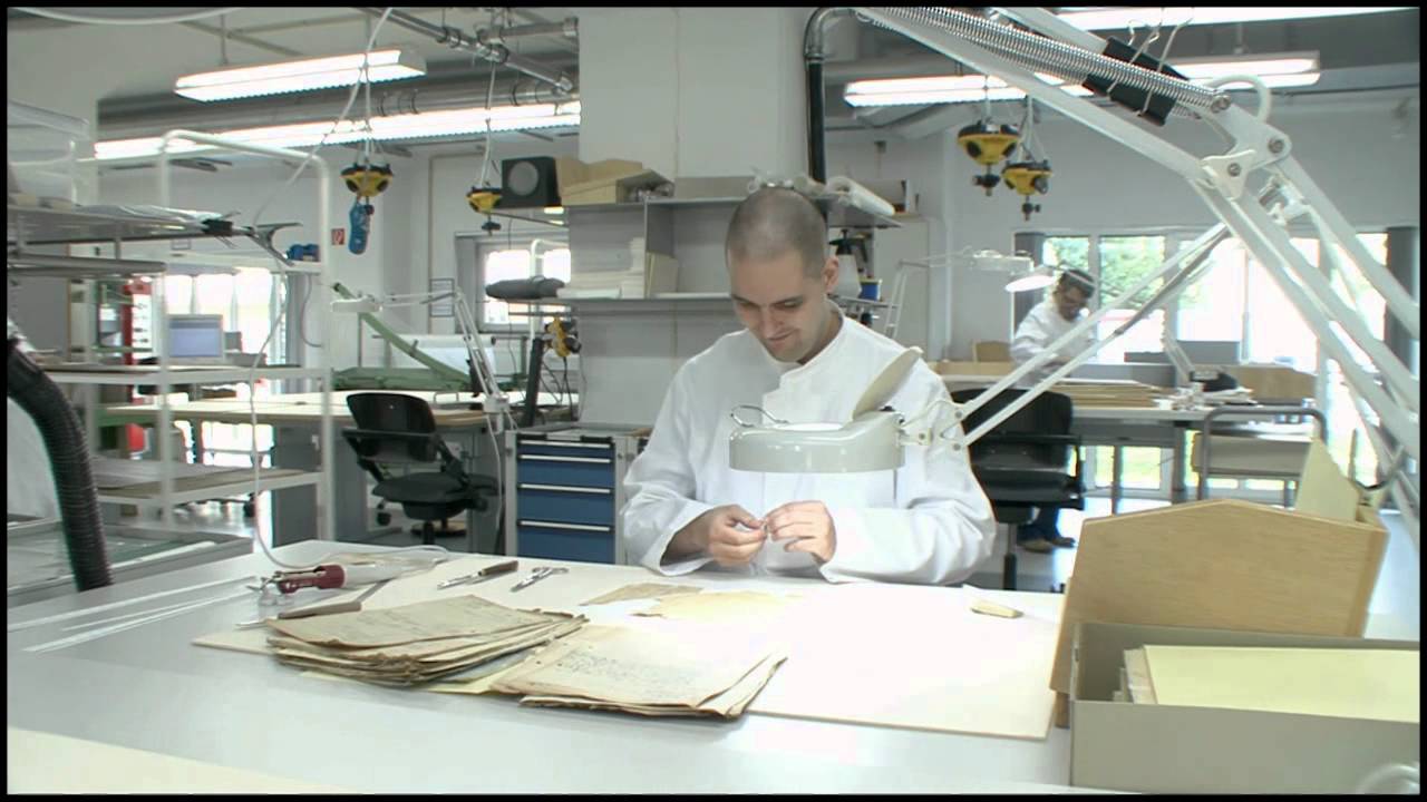 Landesarchiv NRW - conservation and restoration (engl.) 2015