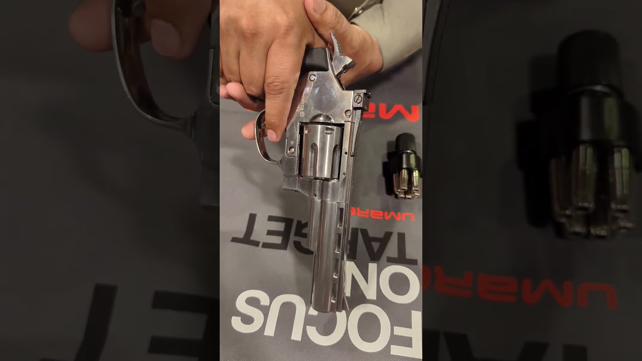 Ultimate Test of the S40 Revolver Airgun #airsoft #shortsfeed #legend #umarexairguns