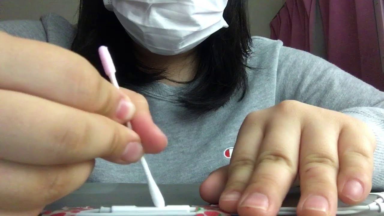 ASMR 適当に綿棒でイヤホンマイクを耳かきする音【音フェチ】