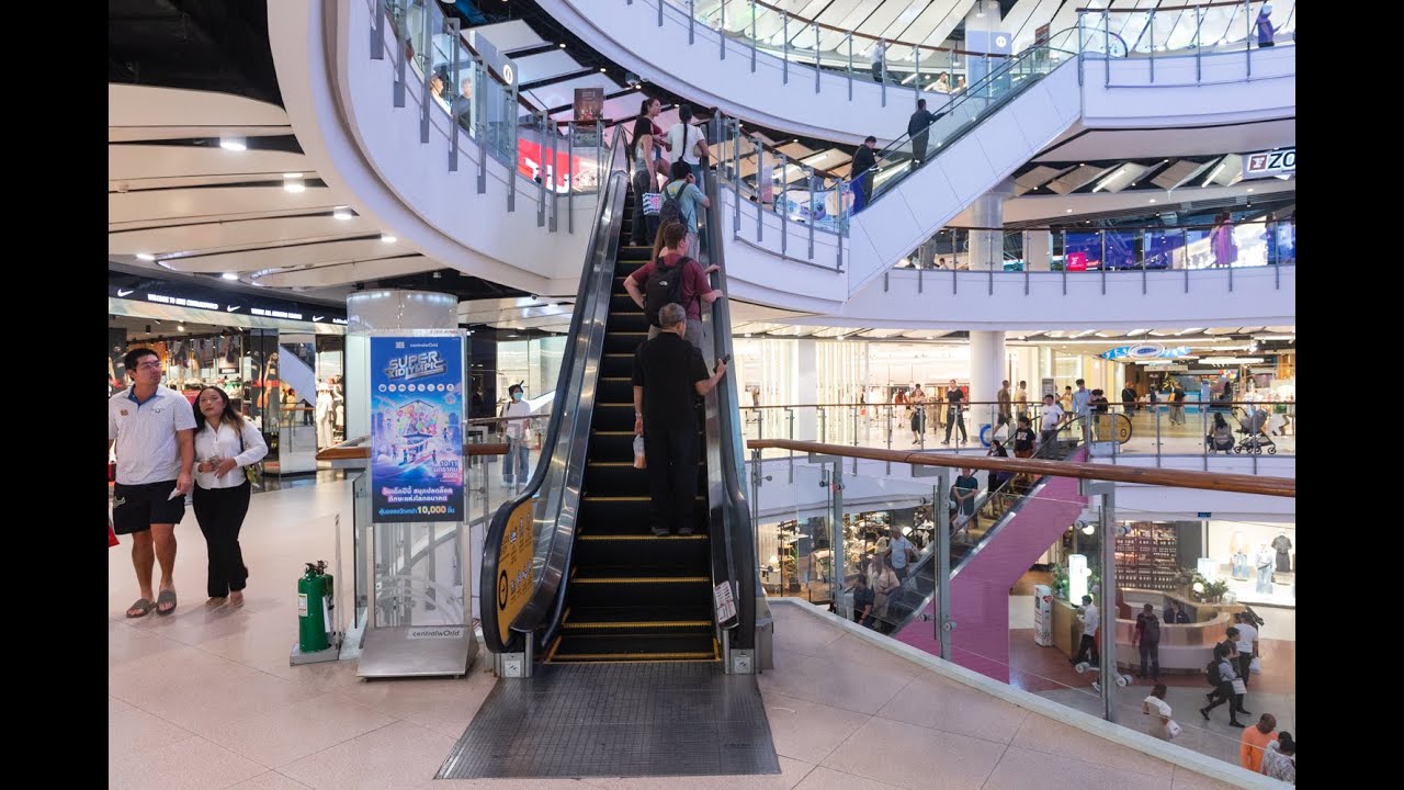 [4K] Walk inside Central World one of the largest shopping centers in the city