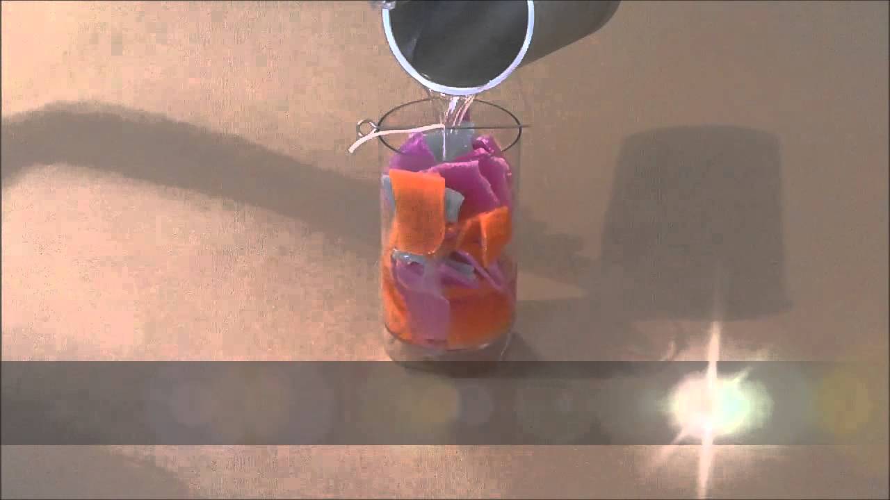 Fabrication d'une bougie avec des crackers de cire