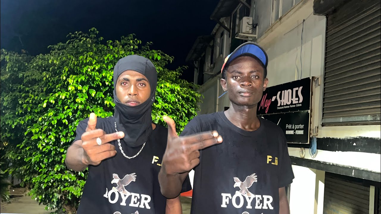 BOTO FEAT LE OUNA// POIGNÉDZINI