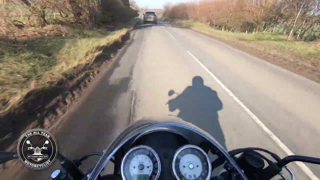 Kawasaki W800 Cafe против Triumph Bonneville T120 — что оставить? Япония или Таиланд?
