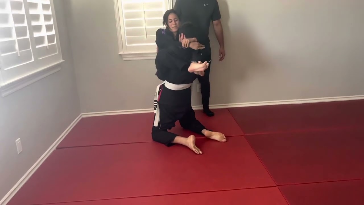 jiu jitsu challenge,  Win $100 by submitting 12 year old girl!!!!!!!!!
