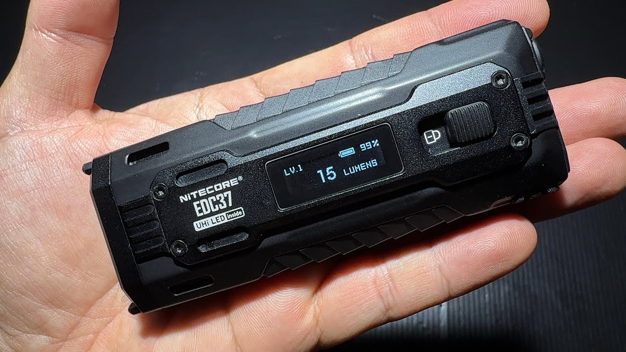NITECORE EDC37 ไฟฉายพกพา สวิชควบคุมโดนใจ แบ็ตใน จอชัดอ่านค่าง่ายไม่ต้องเดา ร้อนแรงระดับเผาทำลาย